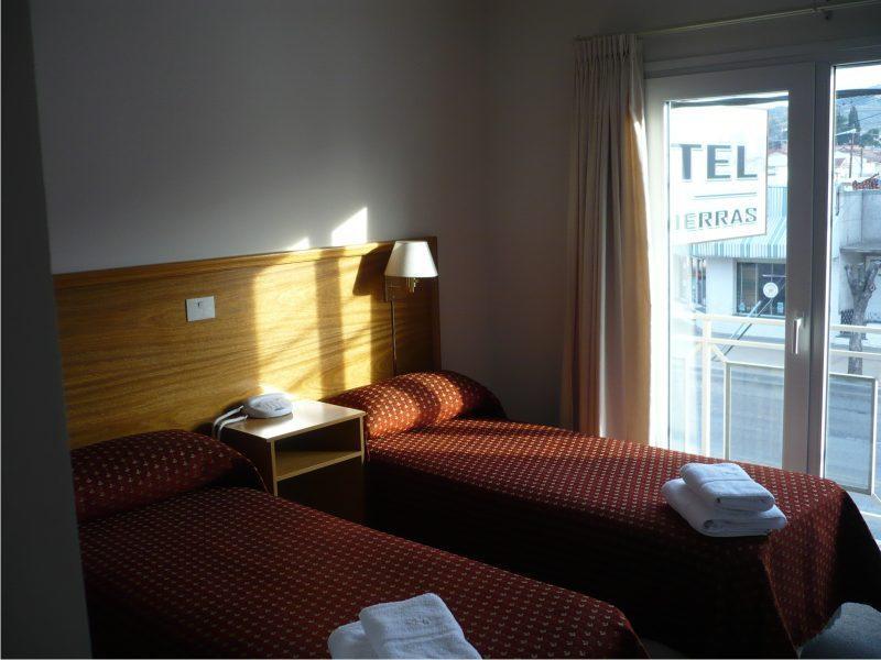 Hotel Mirasierras Tandil Bagian luar foto